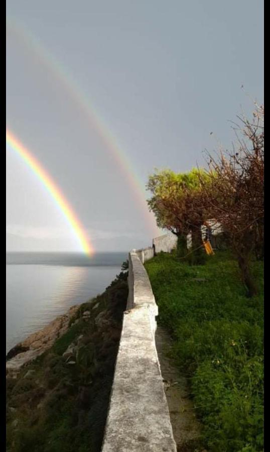 Epipleon Suites Agioi Apostoloi  Esterno foto
