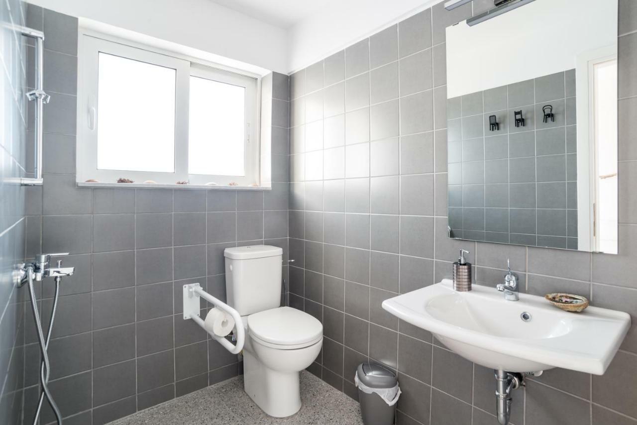 Epipleon Suites Agioi Apostoloi  Esterno foto