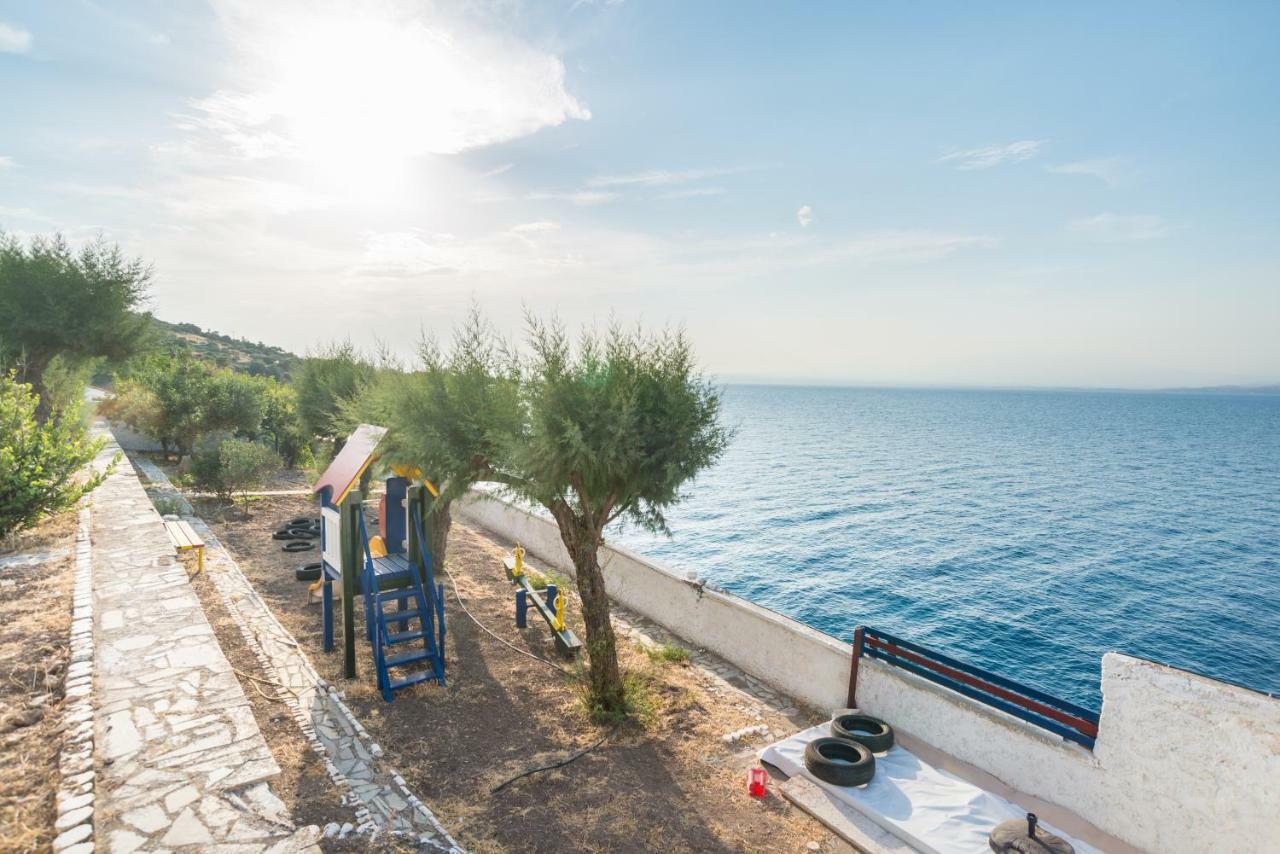 Epipleon Suites Agioi Apostoloi  Esterno foto
